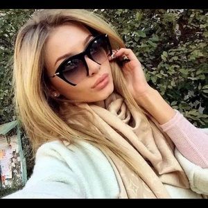 “RAZOR”Sunglasses